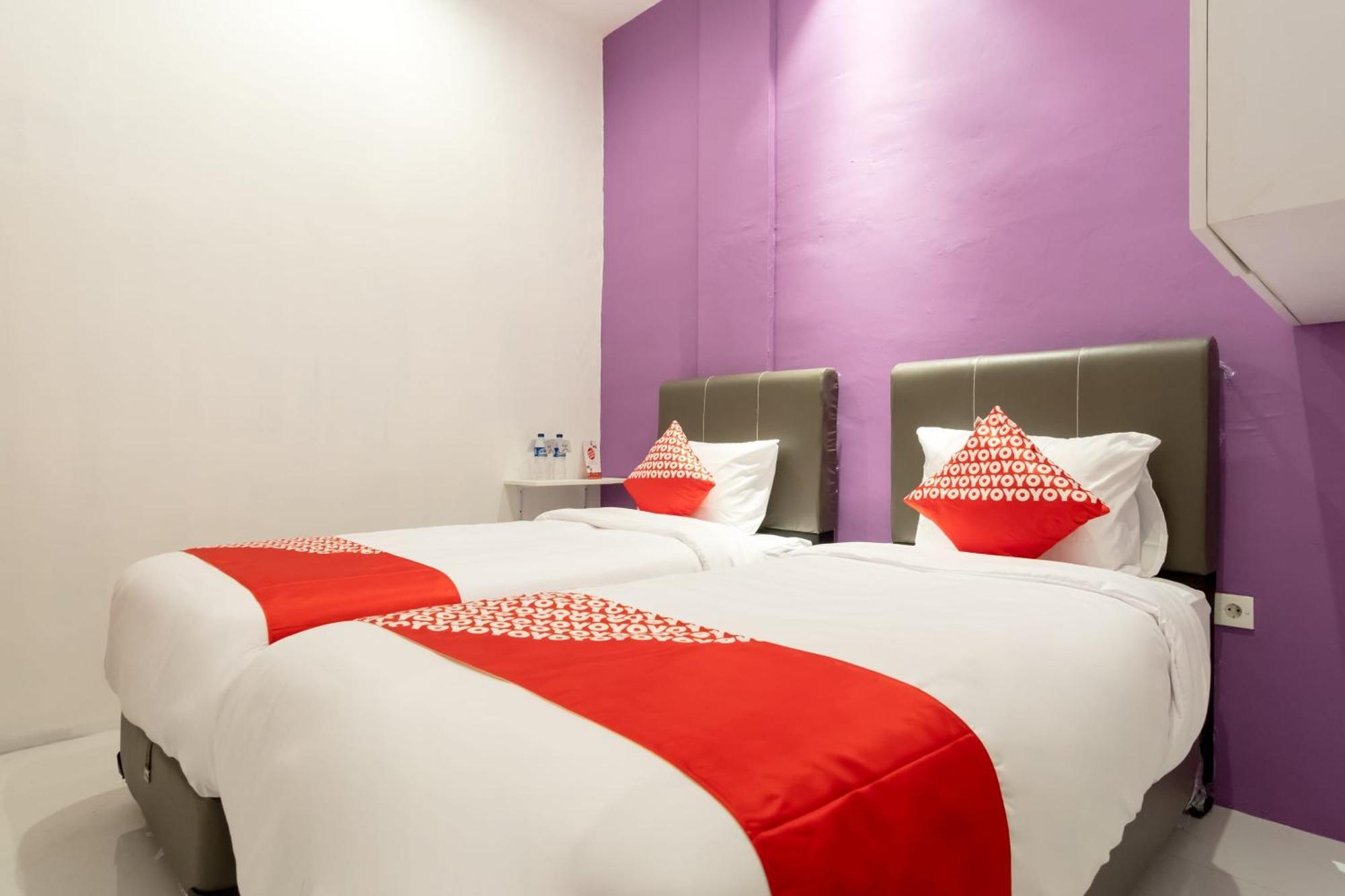 Super Oyo 839 Royal Guest House Medan Zewnętrze zdjęcie